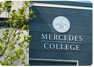 Meredes-College-4