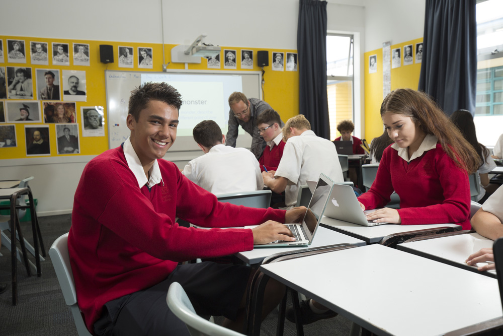 _rangitoto-college2